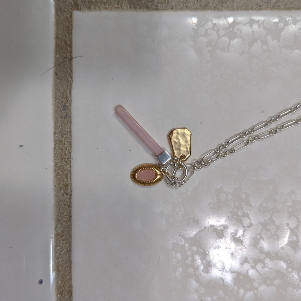 💖HP💖 Universal Thread Silver Rose Quartz Necklace - Picture 5 of 5